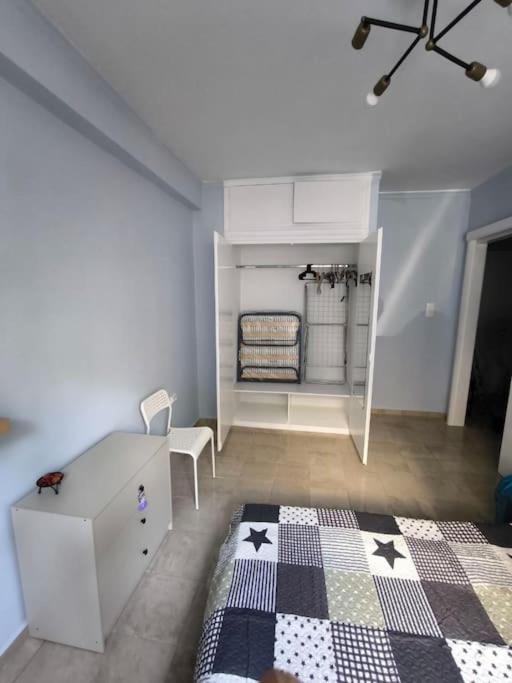 Apartment 50 Meters From The Beach Loutráki Extérieur photo